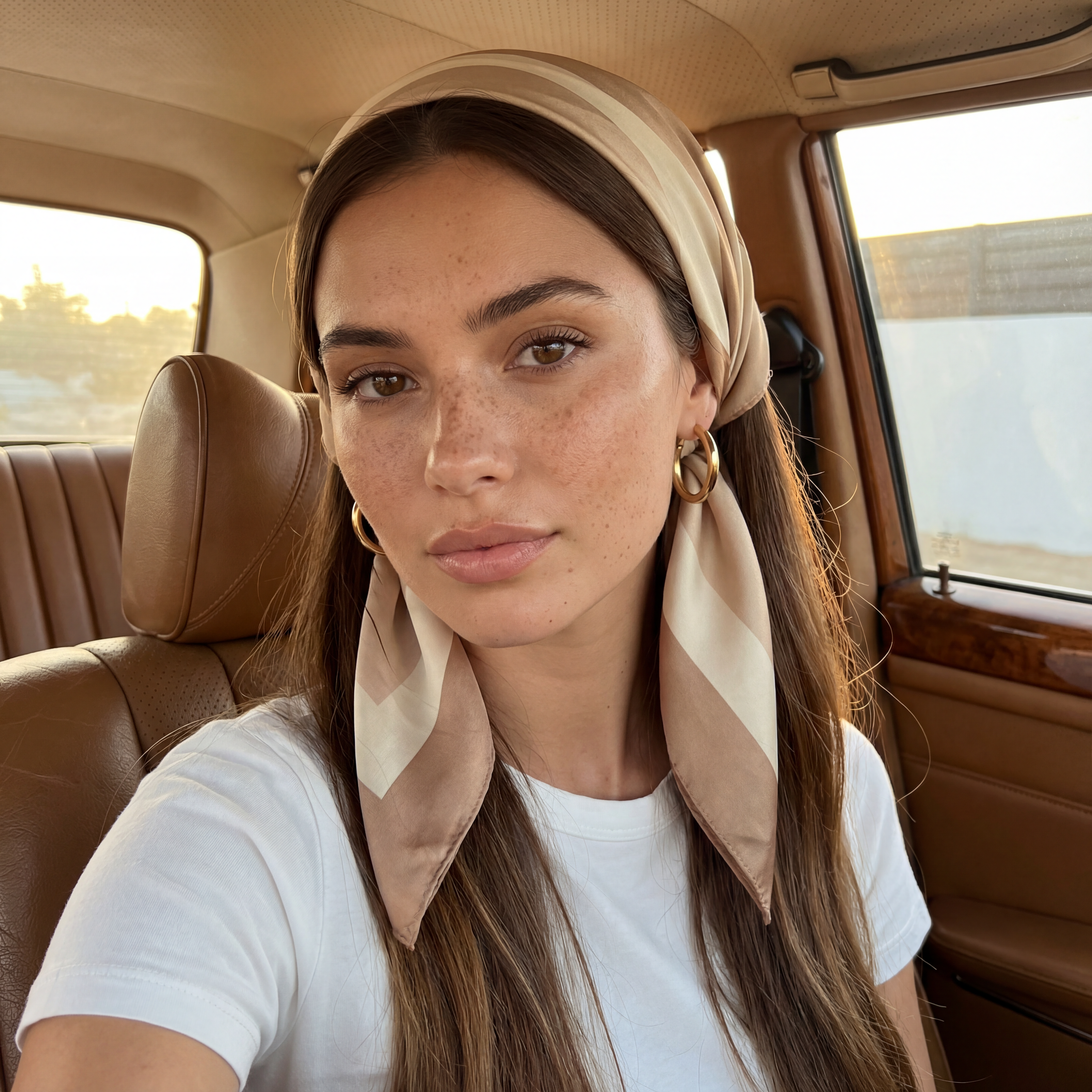 My Tree Christmas Message App Interface - Send Anonymous Messages